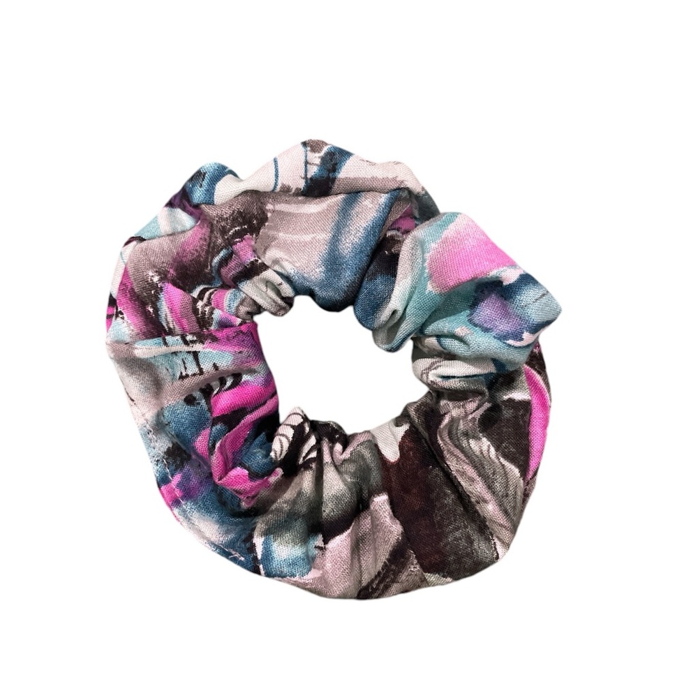 Handmade hair tie scrunchie.  Retro vibes.